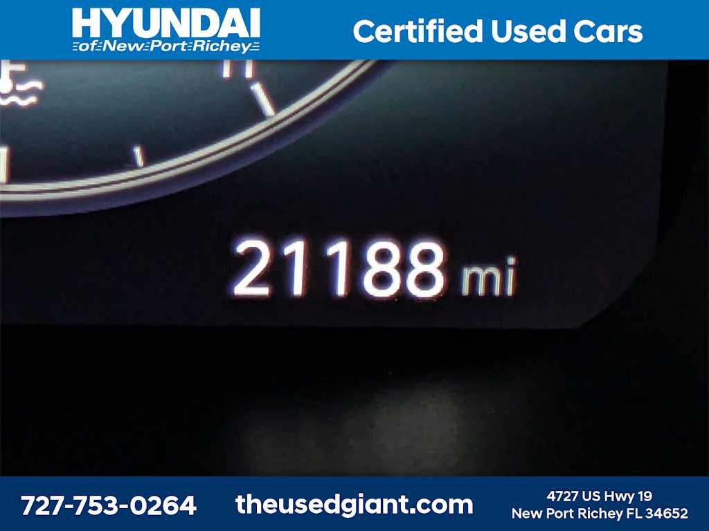 Thumbnail: 2022 Hyundai Santa Fe - 35