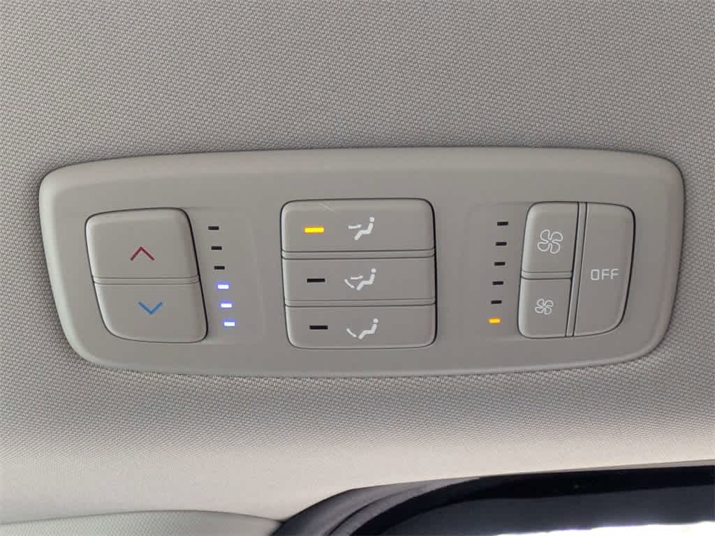 Thumbnail: 2024 Kia Carnival - 20