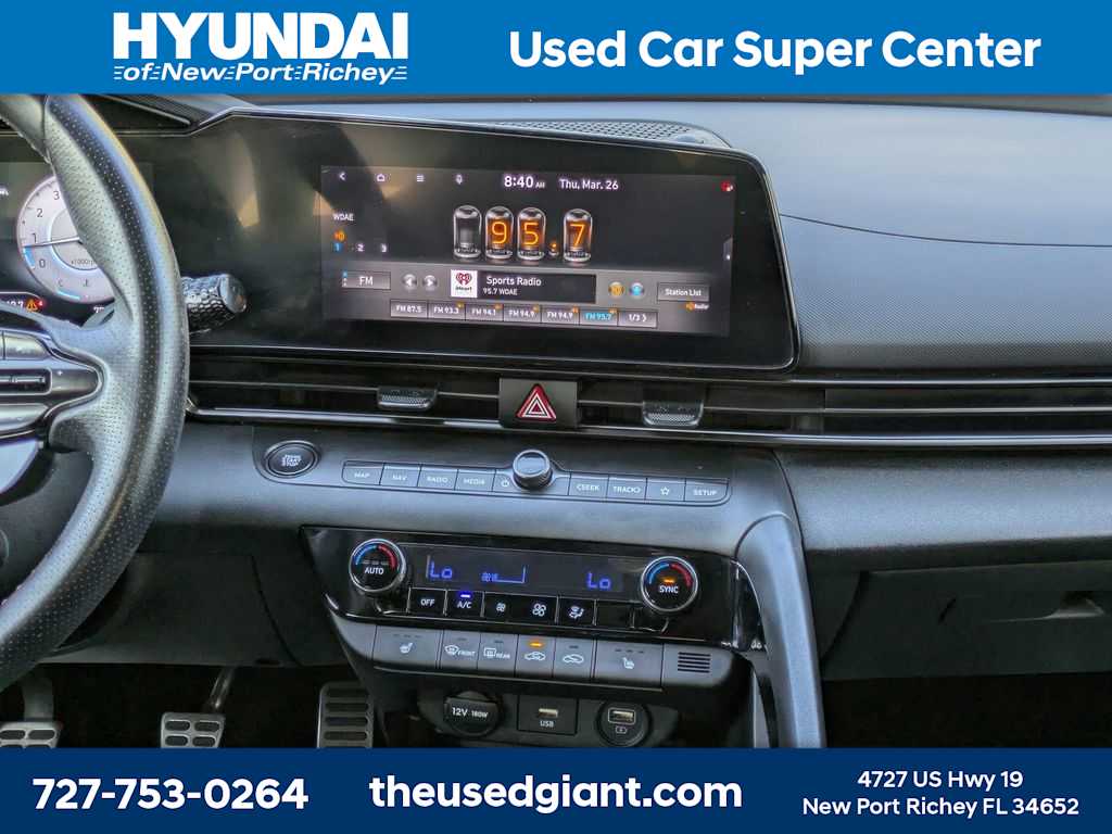 Thumbnail: 2022 Hyundai Elantra - 17