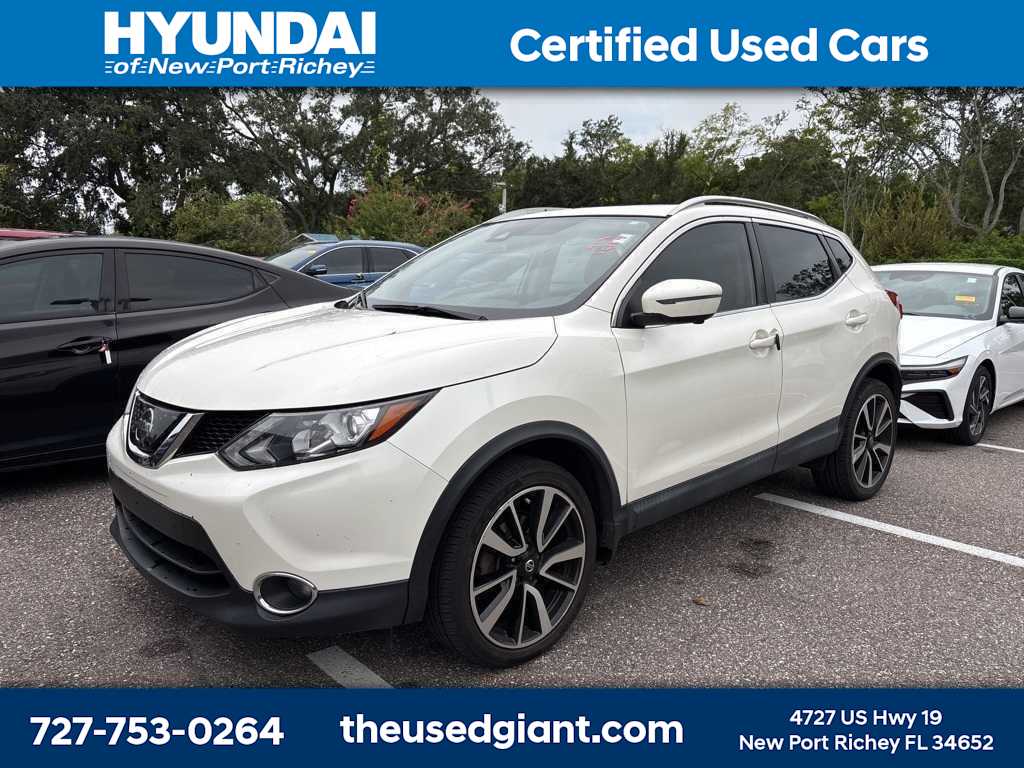 Thumbnail: 2018 Nissan Rogue Sport - 1
