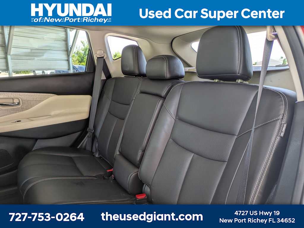 Thumbnail: 2020 Nissan Murano - 16