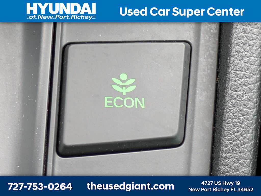 Thumbnail: 2017 Honda CR-V - 26