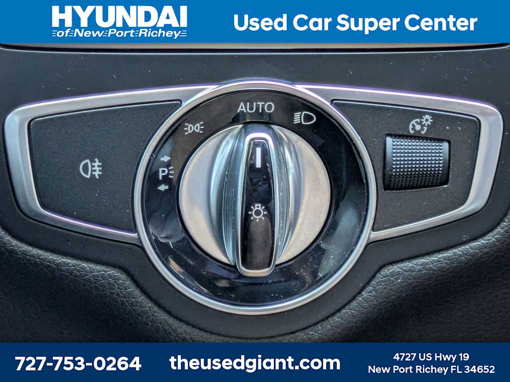 Thumbnail: 2016 Mercedes-Benz C-Class - 29