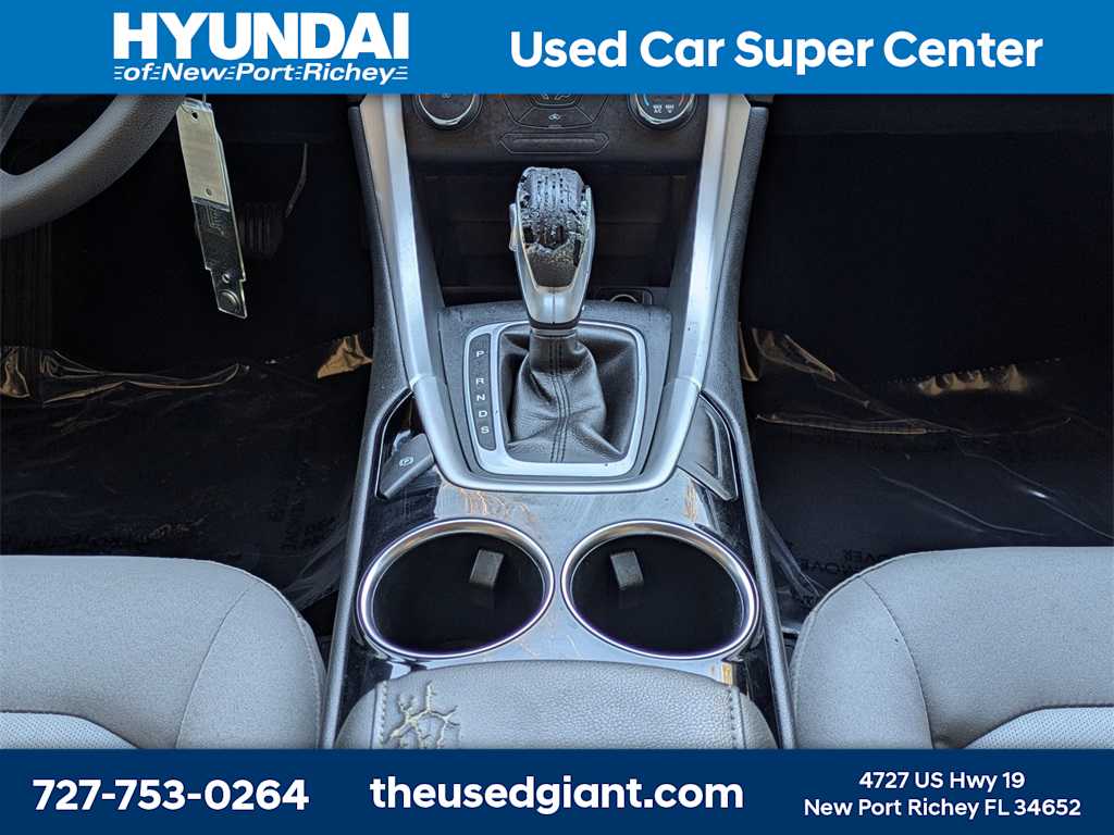 Thumbnail: 2013 Ford Fusion - 18