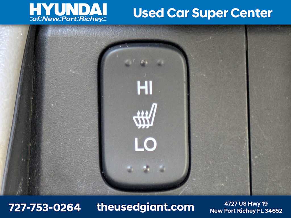 Thumbnail: 2013 Honda CR-V - 25