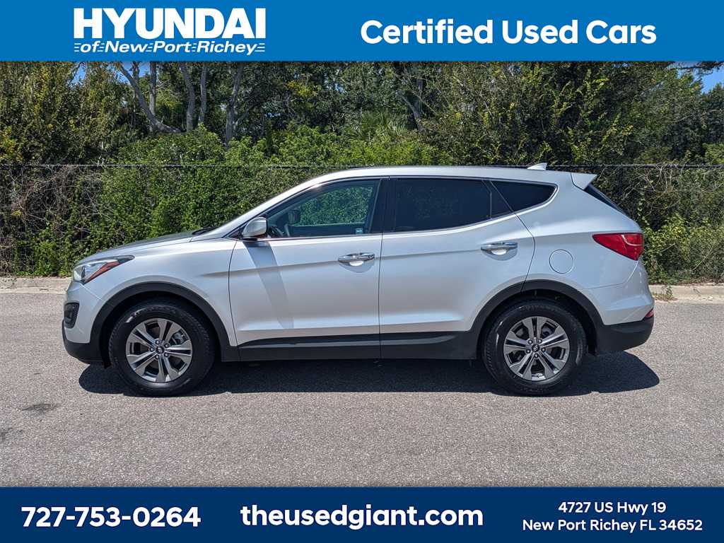 Thumbnail: 2016 Hyundai Santa Fe - 2