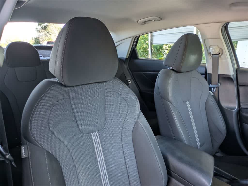 Thumbnail: 2021 Hyundai Elantra - 6