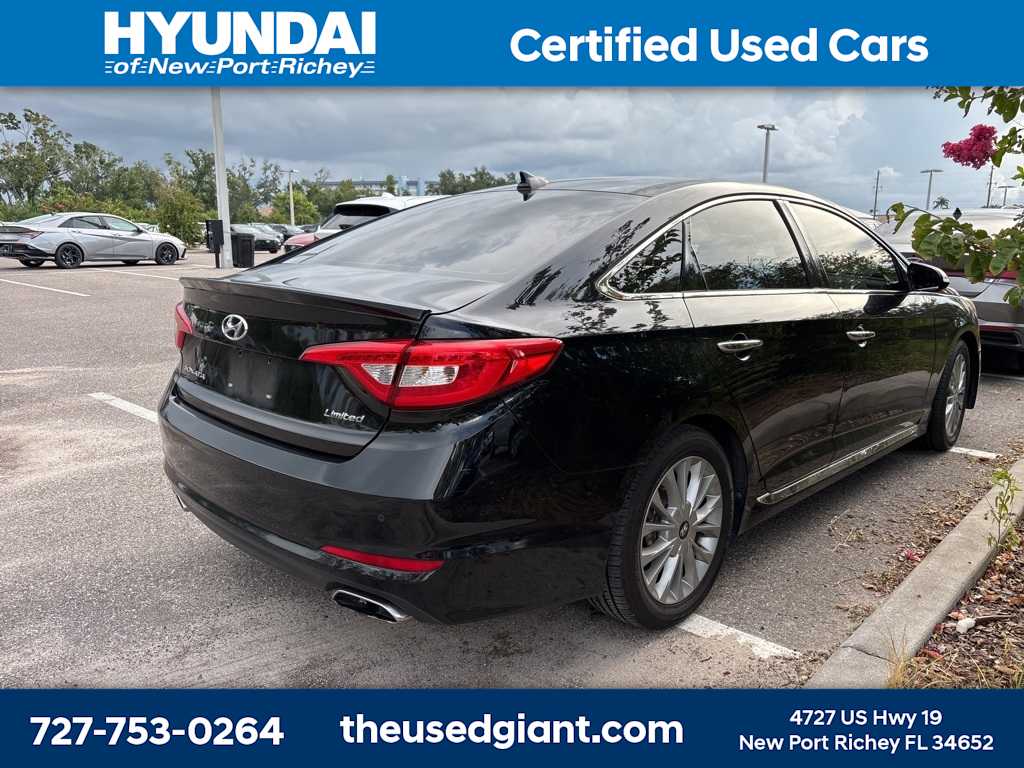 Thumbnail: 2015 Hyundai Sonata - 3