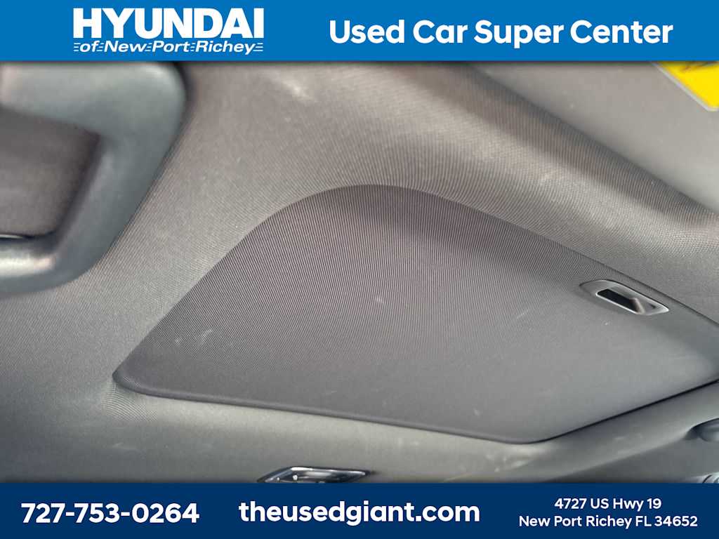 Thumbnail: 2023 Hyundai Santa Cruz - 10