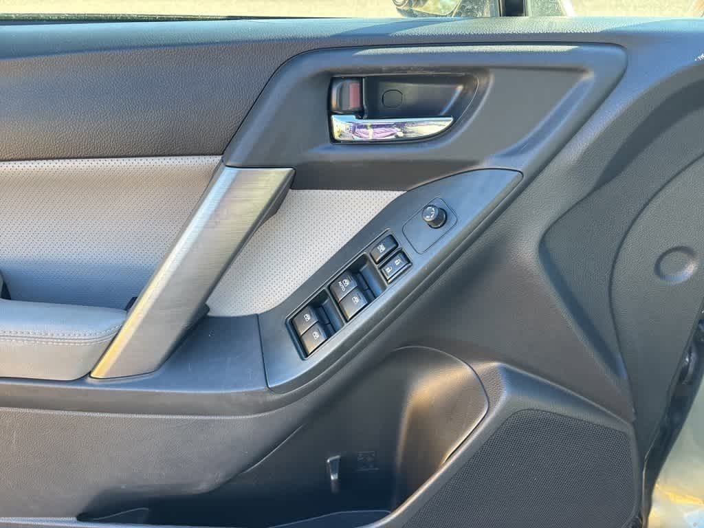 Thumbnail: 2015 Subaru Forester - 11