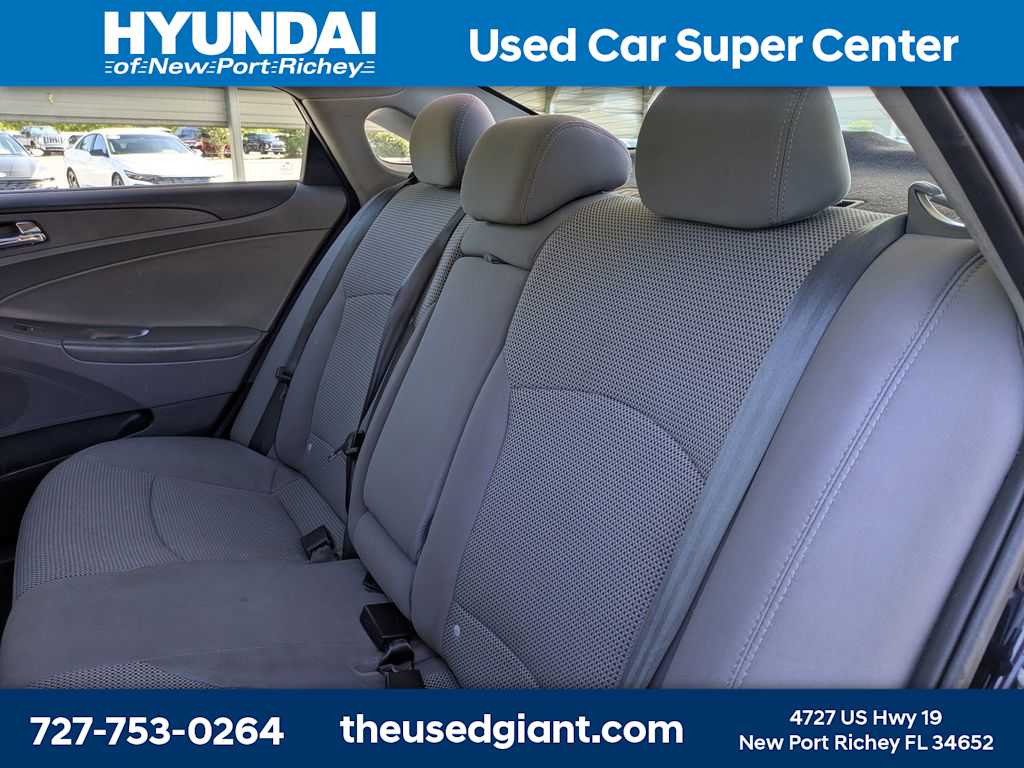 Thumbnail: 2012 Hyundai Sonata - 13