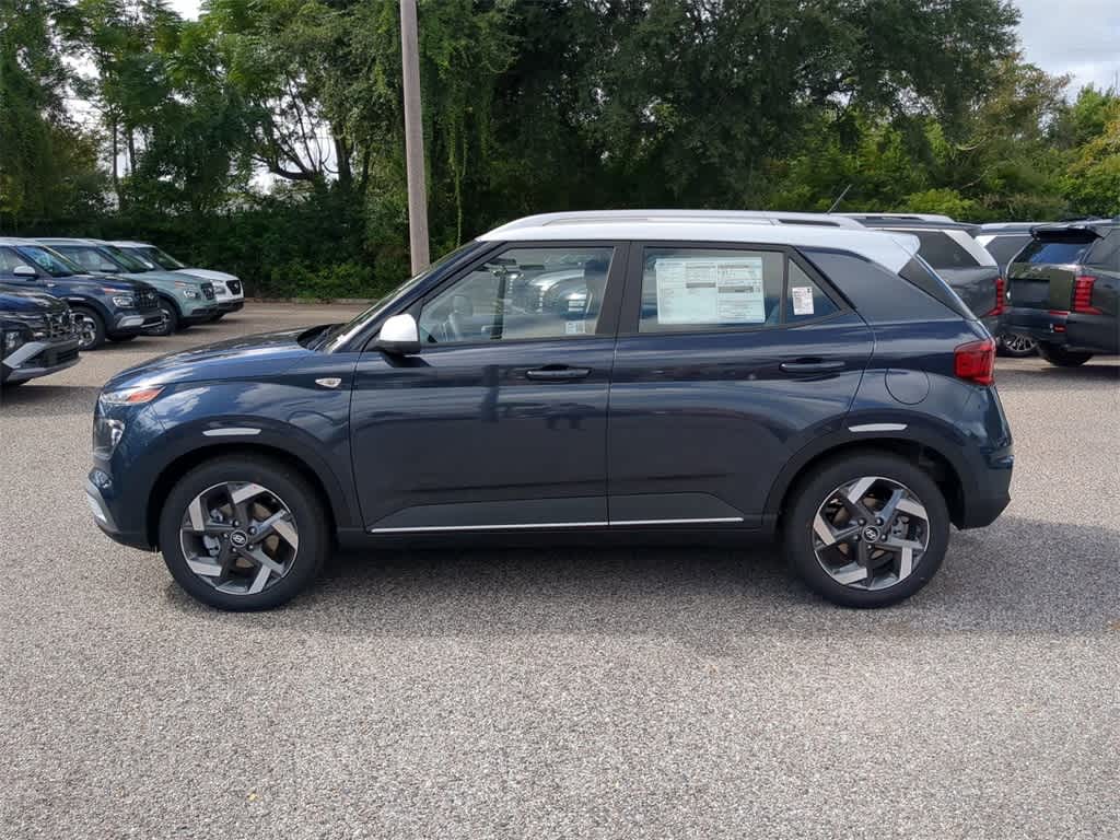 Thumbnail: 2026 Hyundai Venue - 3