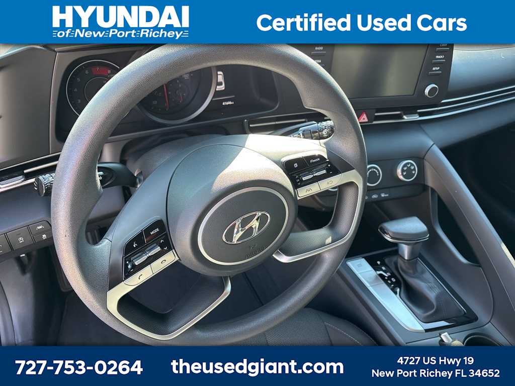 Thumbnail: 2021 Hyundai Elantra - 10