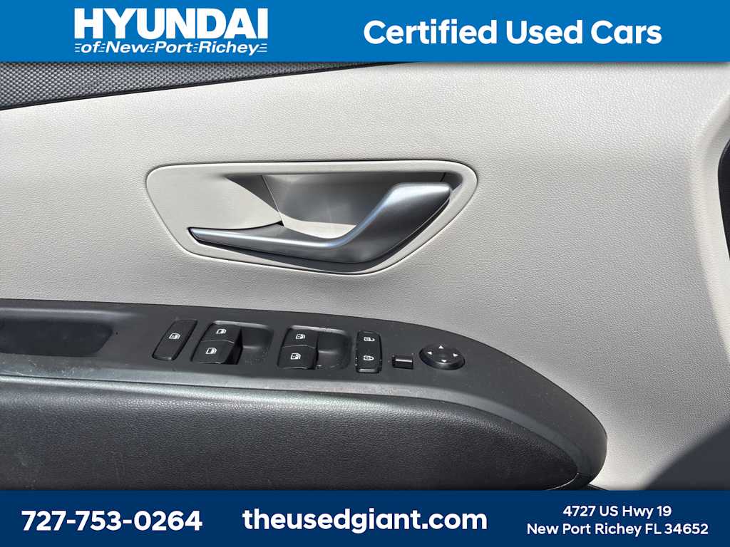 Thumbnail: 2022 Hyundai Tucson - 9