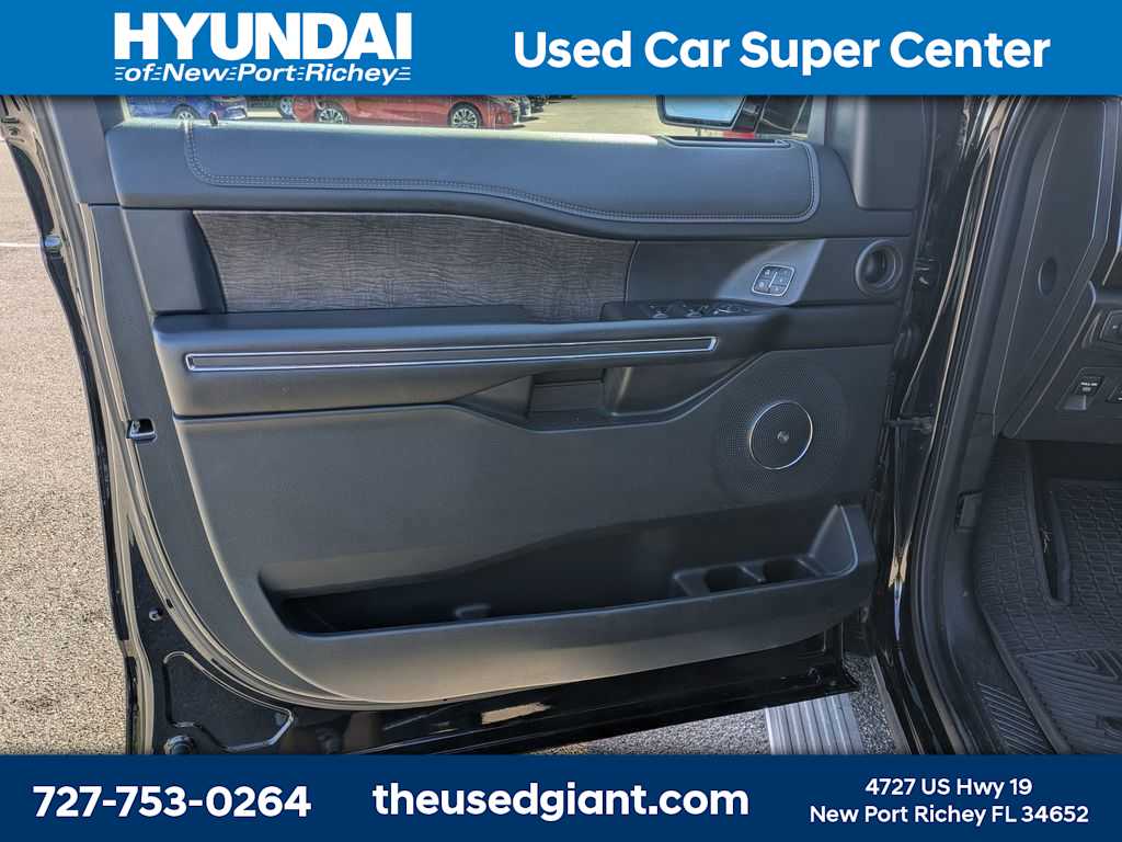 Thumbnail: 2020 Ford Expedition - 11