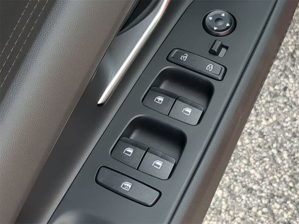 Thumbnail: 2026 Hyundai Elantra - 17