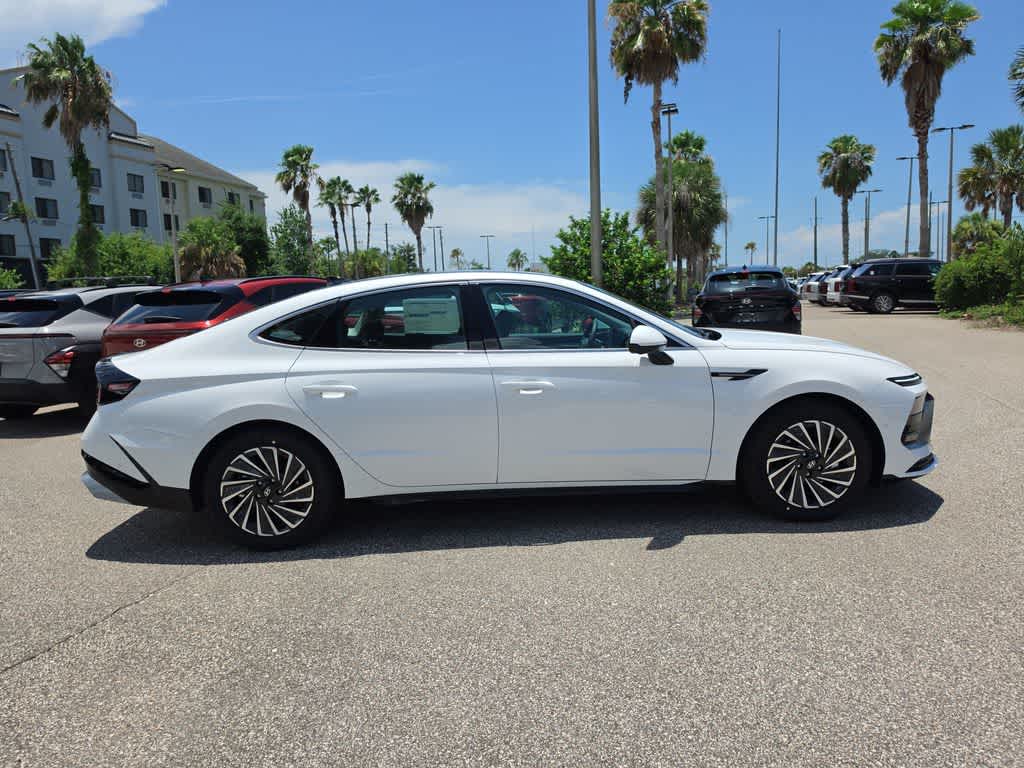 Thumbnail: 2026 Hyundai Sonata - 8