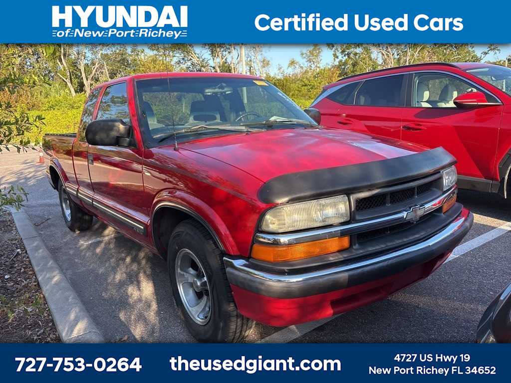 Thumbnail: 2002 Chevrolet S-10 - 4