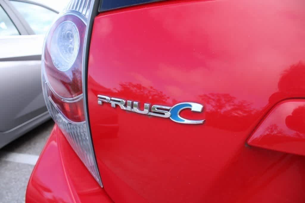 Thumbnail: 2012 Toyota Prius c - 9