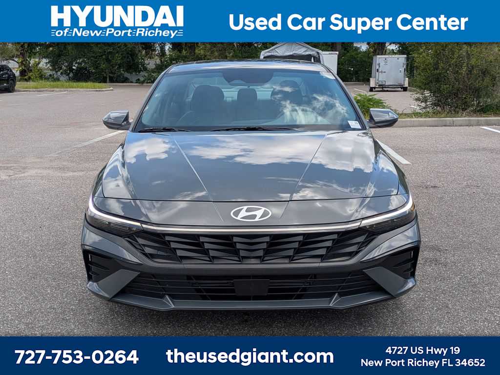 Thumbnail: 2024 Hyundai Elantra - 8