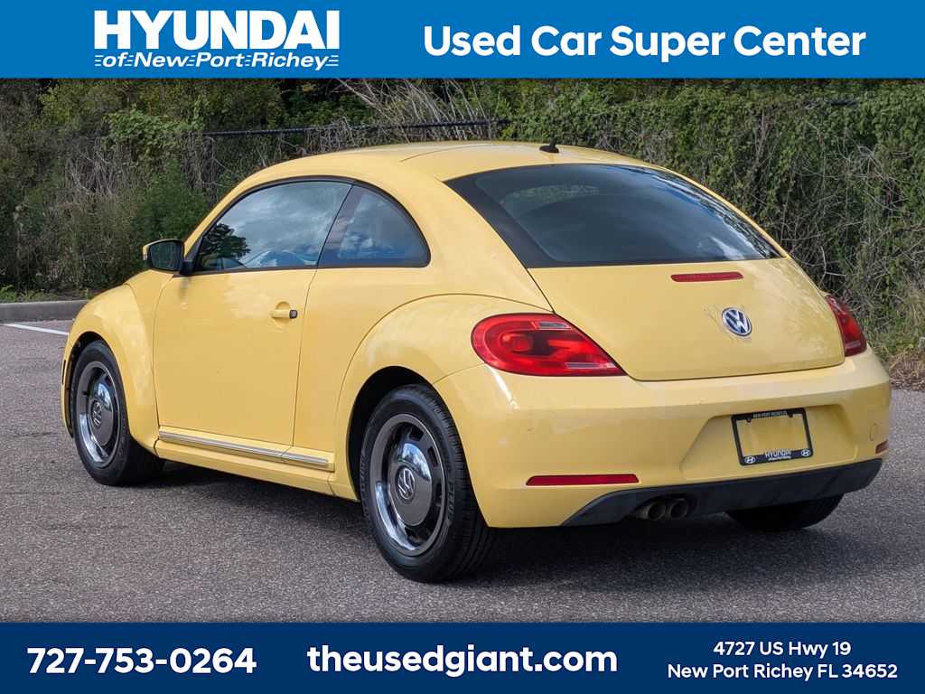 Thumbnail: 2012 Volkswagen Beetle - 3