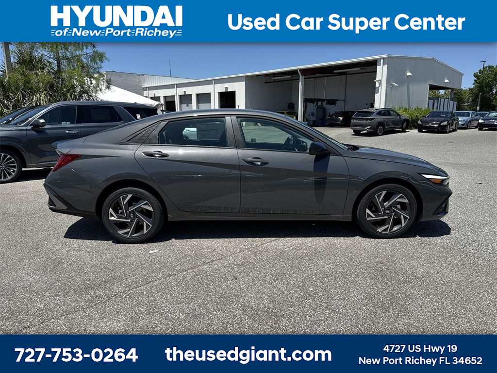 Thumbnail: 2025 Hyundai Elantra - 8