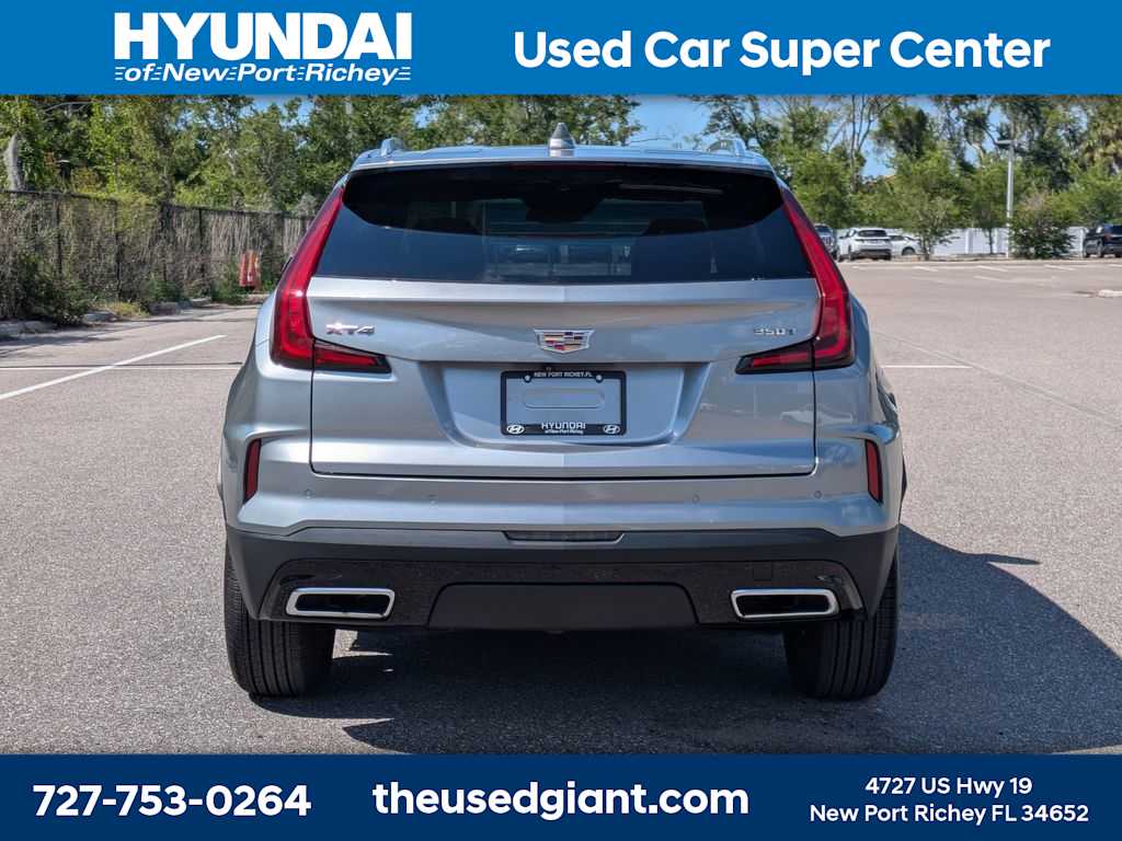 Thumbnail: 2024 Cadillac XT4 - 4