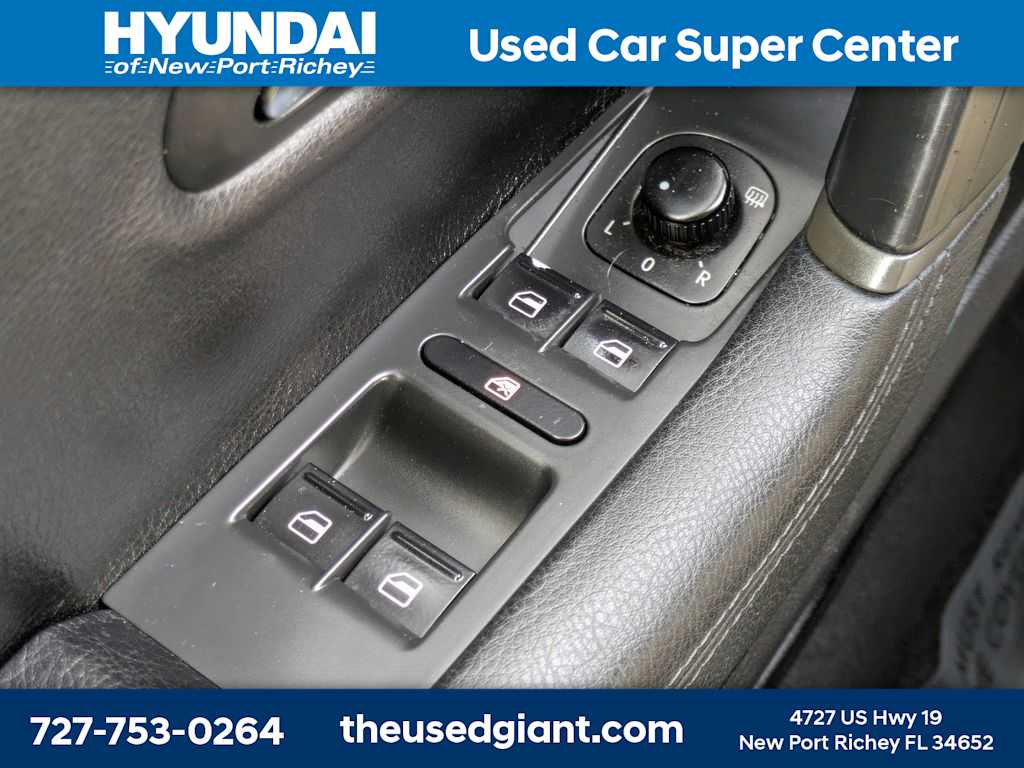 Thumbnail: 2013 Volkswagen CC - 31