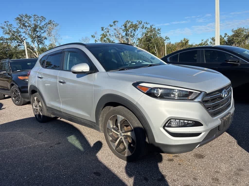 Thumbnail: 2016 Hyundai Tucson - 4