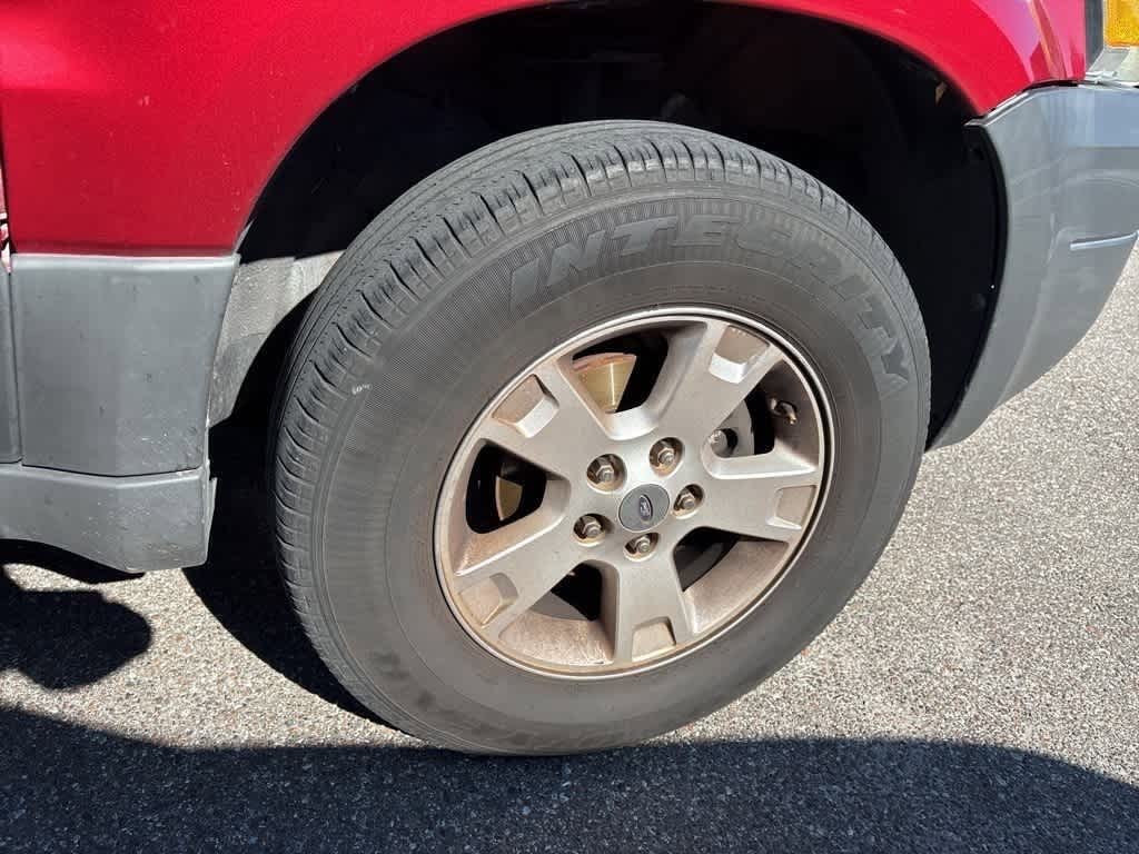 Thumbnail: 2006 Ford Escape - 6