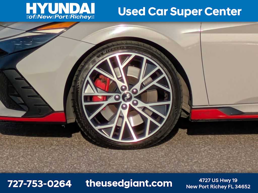 Thumbnail: 2022 Hyundai Elantra - 10