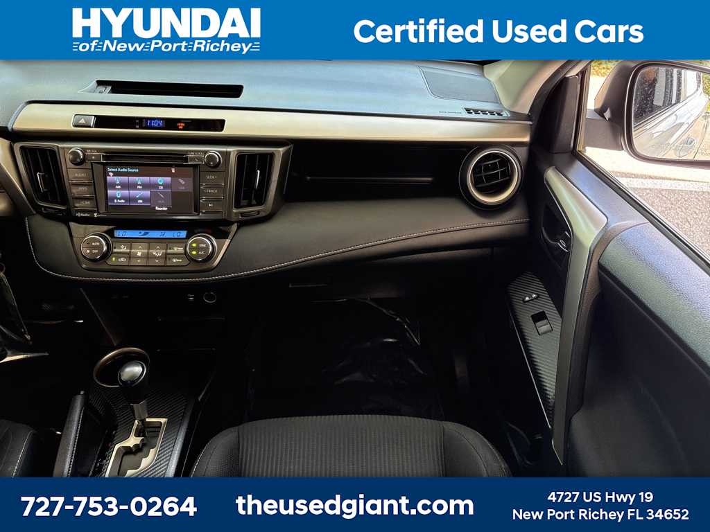 Thumbnail: 2014 Toyota RAV4 - 18