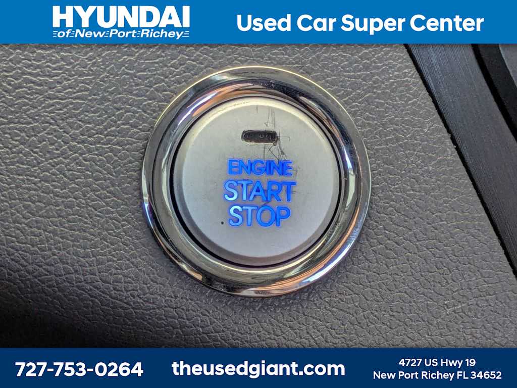 Thumbnail: 2013 Hyundai Sonata - 32