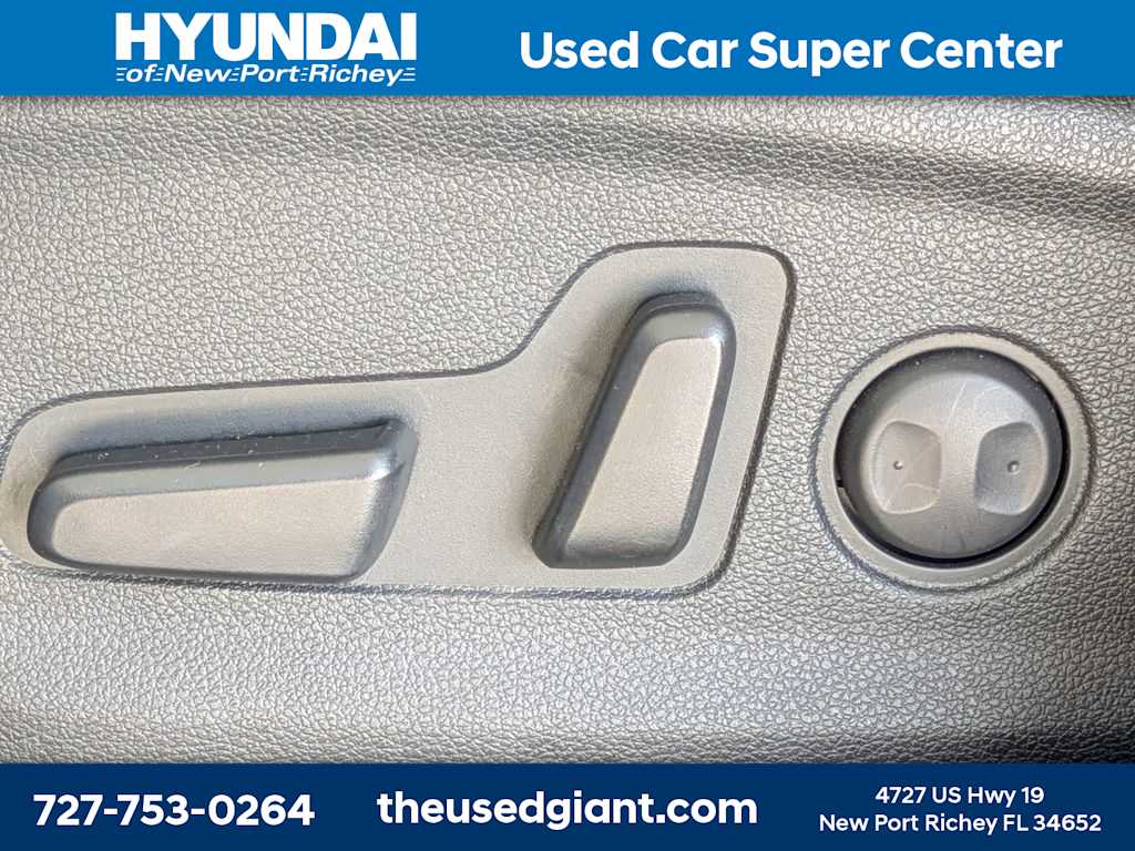 Thumbnail: 2021 Hyundai Tucson - 20