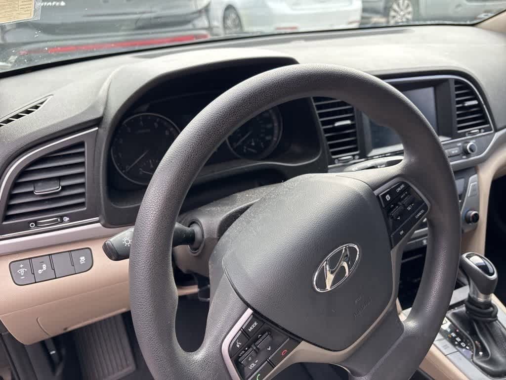 Thumbnail: 2018 Hyundai Elantra - 9