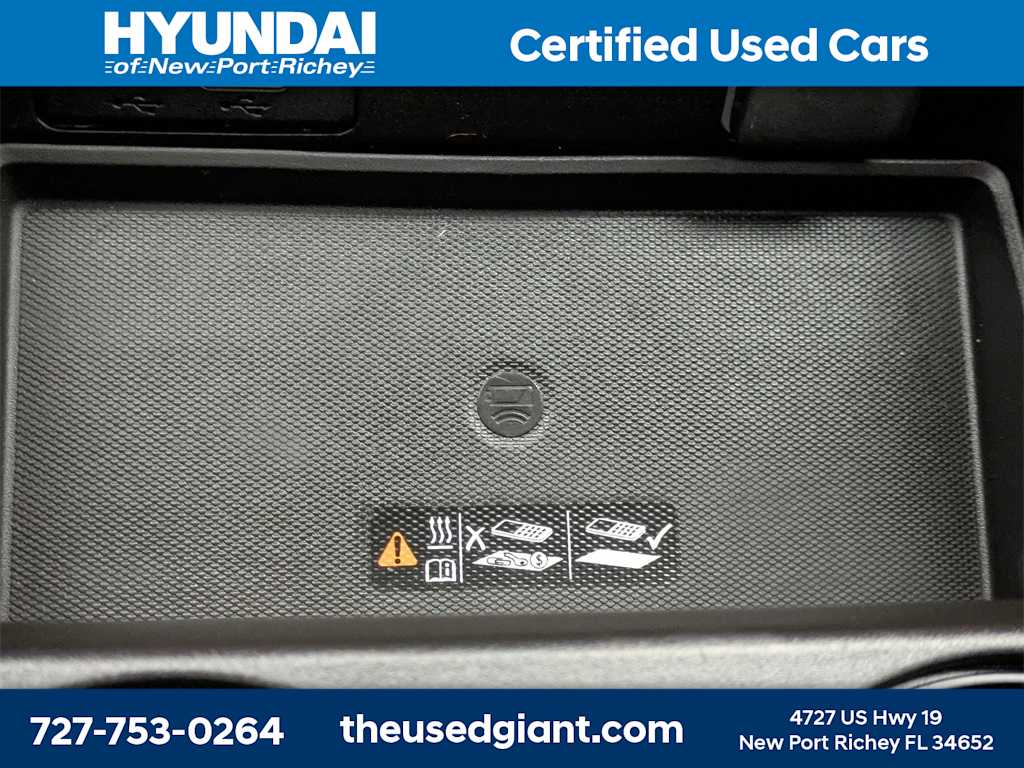 Thumbnail: 2021 GMC Yukon XL - 34