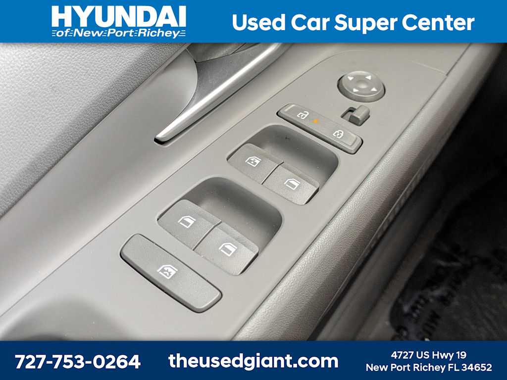 Thumbnail: 2025 Hyundai Elantra - 23
