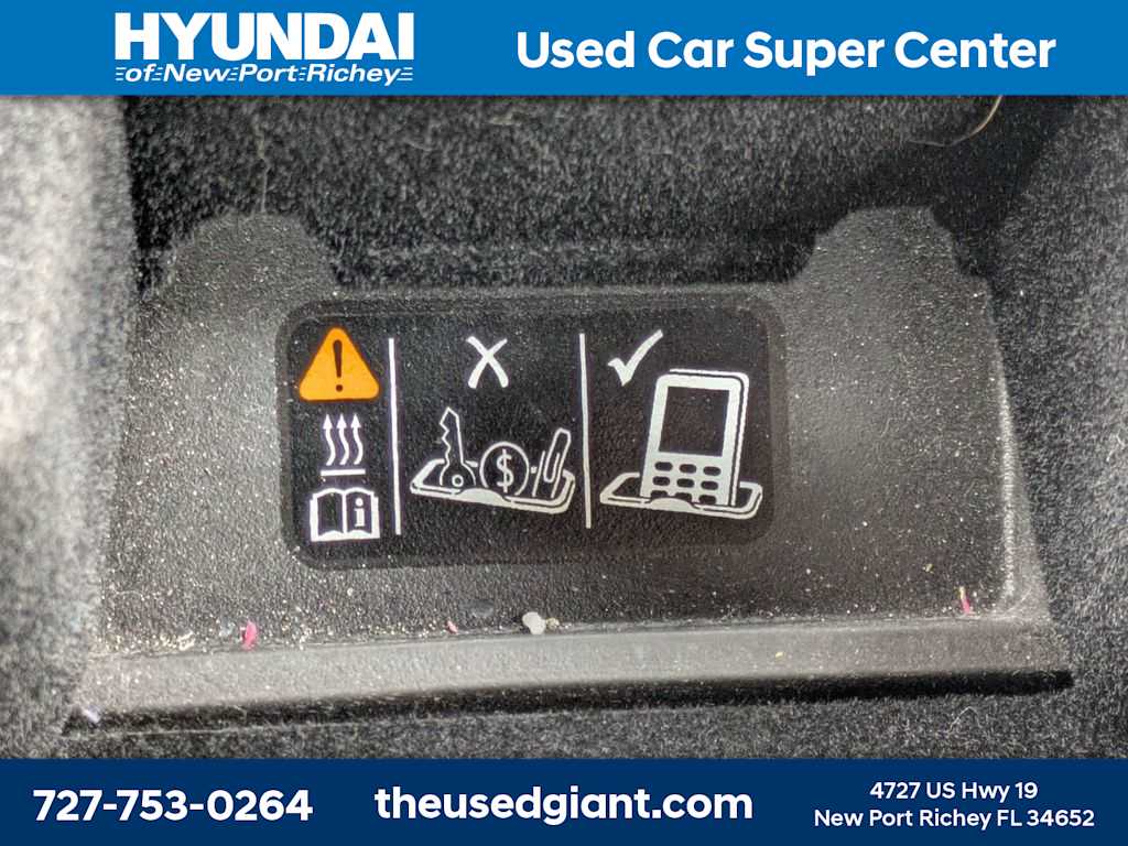 Thumbnail: 2018 Cadillac XT5 - 25