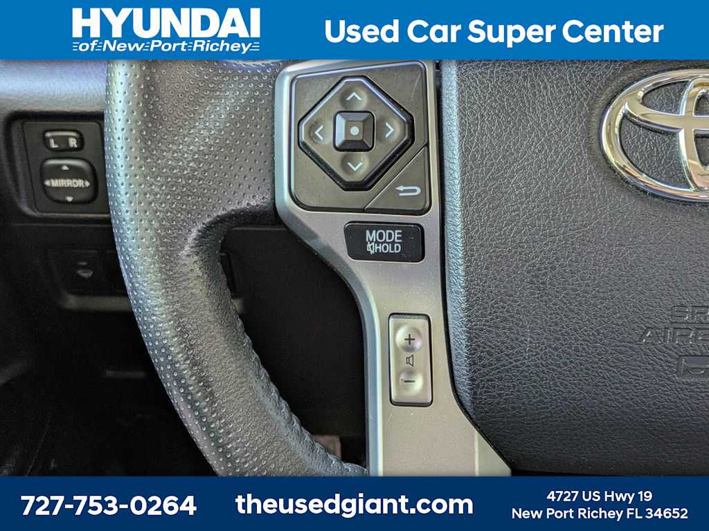 Thumbnail: 2018 Toyota 4Runner - 34