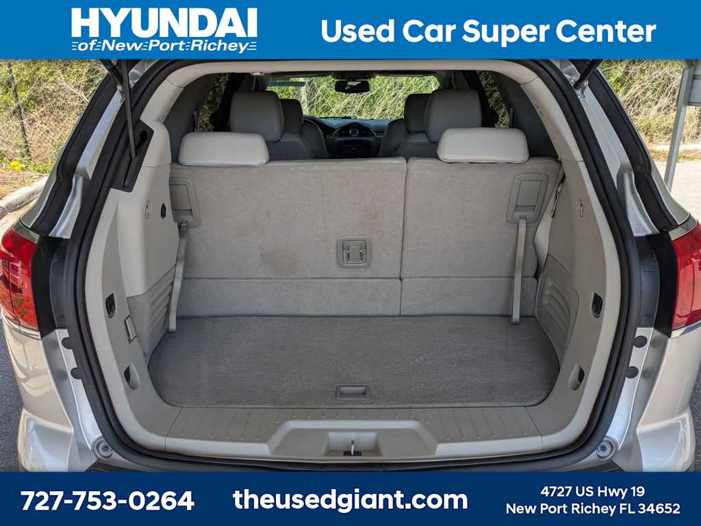 Thumbnail: 2011 Buick Enclave - 12