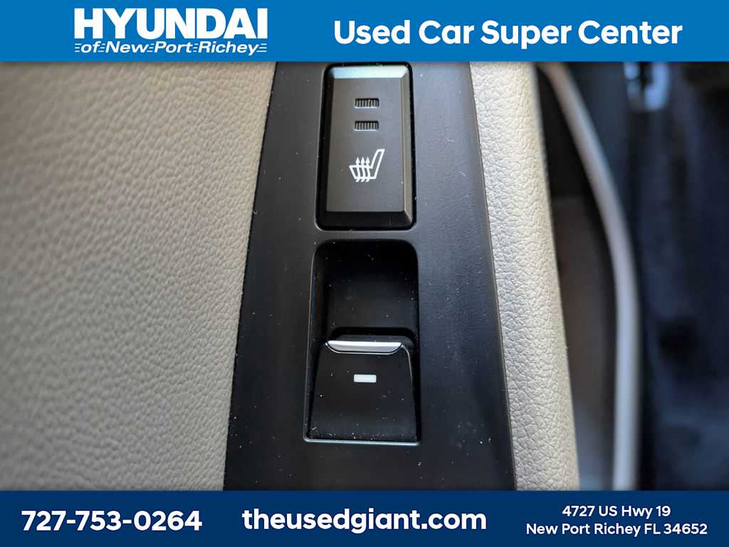 Thumbnail: 2021 Hyundai Tucson - 16