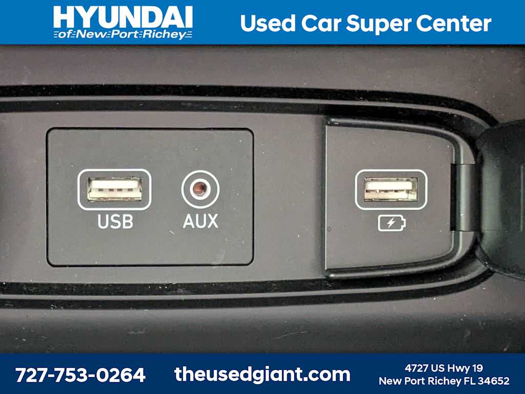 Thumbnail: 2019 Hyundai Santa Fe - 26