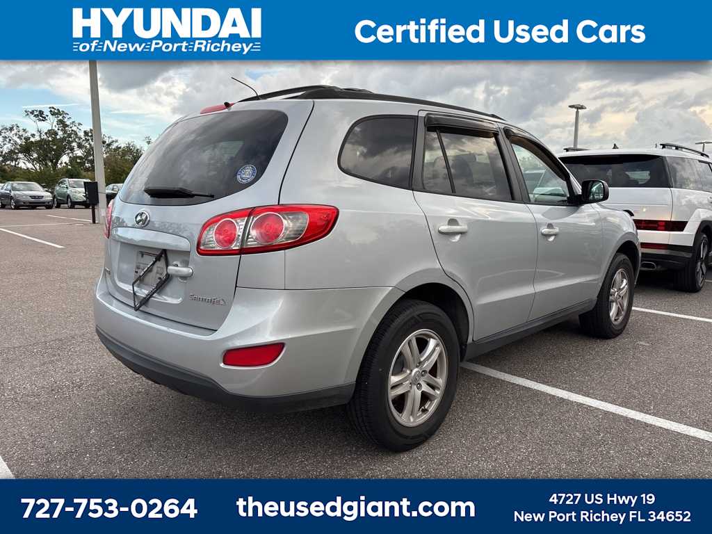 Thumbnail: 2010 Hyundai Santa Fe - 3