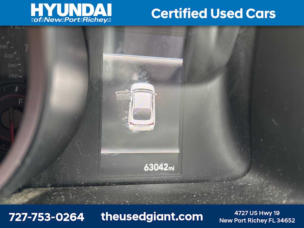 Thumbnail: 2023 Hyundai Elantra - 9