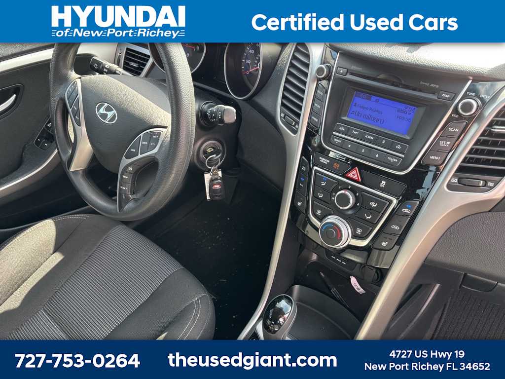 Thumbnail: 2014 Hyundai Elantra - 6