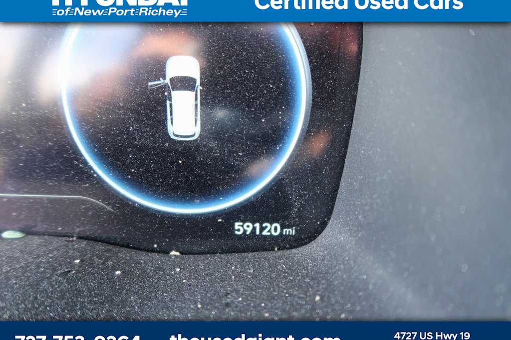Thumbnail: 2021 Hyundai Santa Fe - 12