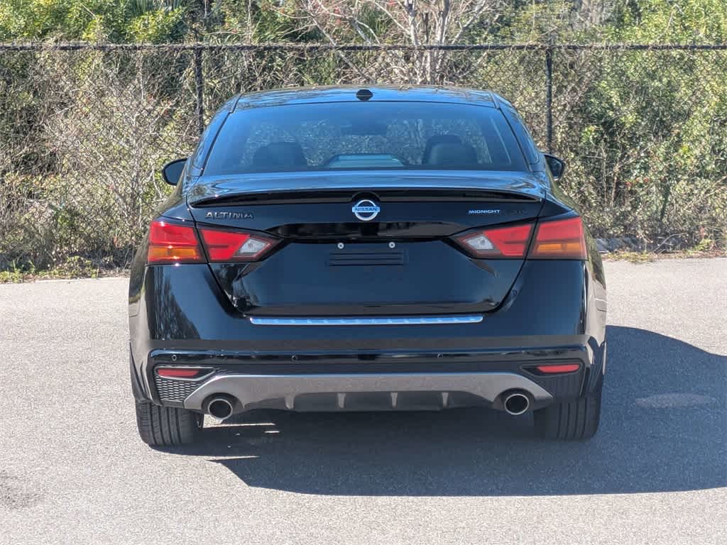 Thumbnail: 2022 Nissan Altima - 4
