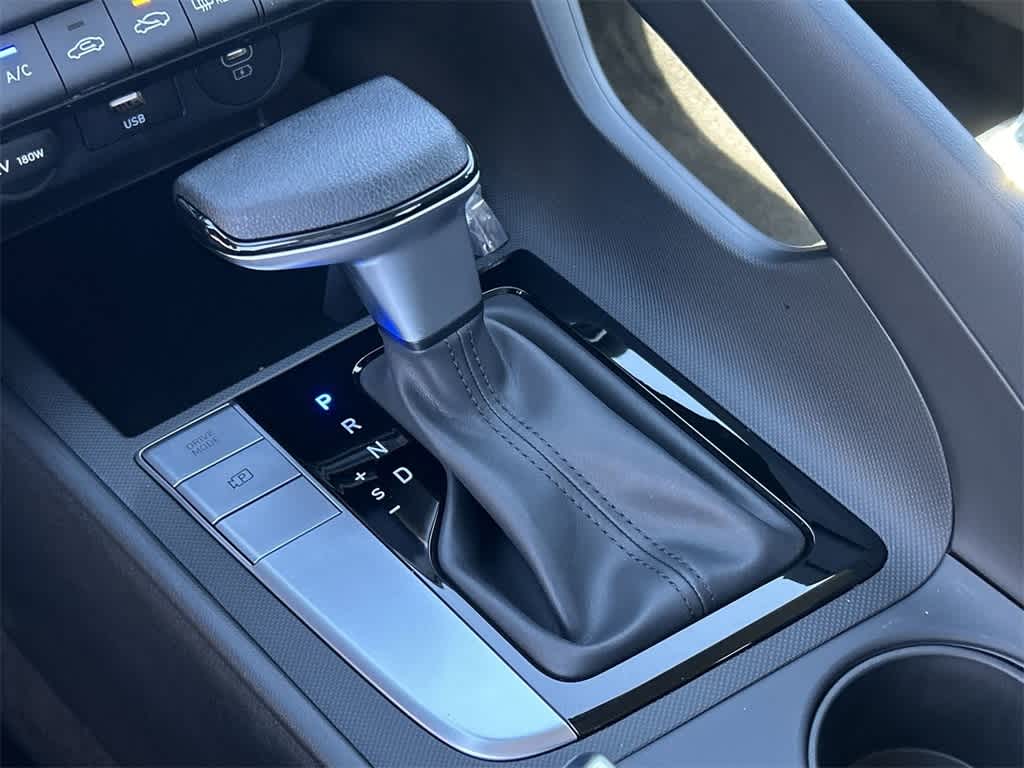 Thumbnail: 2025 Hyundai Elantra - 31