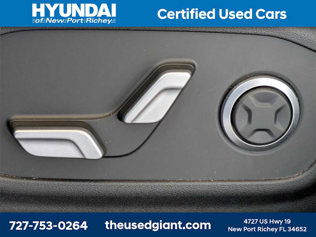 Thumbnail: 2025 Hyundai Santa Fe - 27