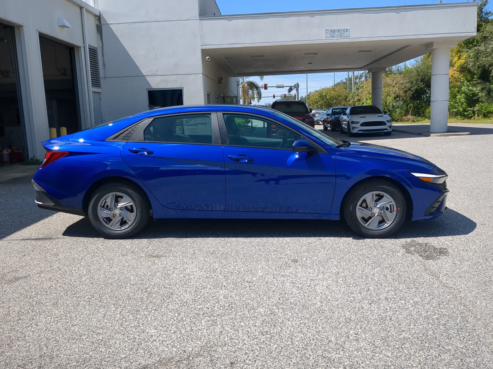 Thumbnail: 2025 Hyundai Elantra - 7